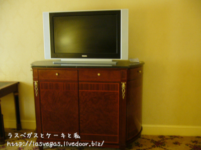 薄型テレビ