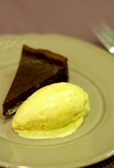 チョコレートタルトとヴァニラアイスクリーム