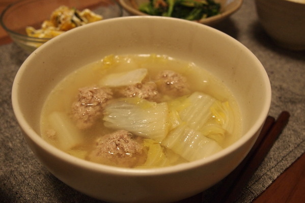 肉団子と白菜のスープ 毎日たのしい二人ごはん