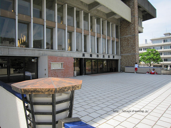 長崎市公会堂2