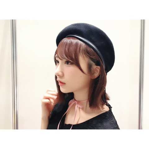 【AKB48】高橋朱里「ぱぱに送りたかったメールをモバメに送っちゃったみたいで恥ずかしみ。。。」