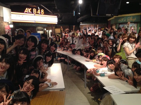 【AKB48G】劇場公演でのハイタッチを復活してくれ