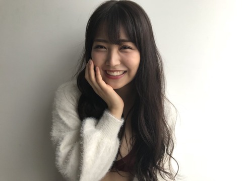 【動画】NMB48白間美瑠が対面座位でレイザーラモンHG並みの腰振りwww