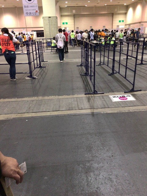 【AKB48G】握手会の移動費や食事代を握手券の売り上げで回収できてないメンバーっているの?