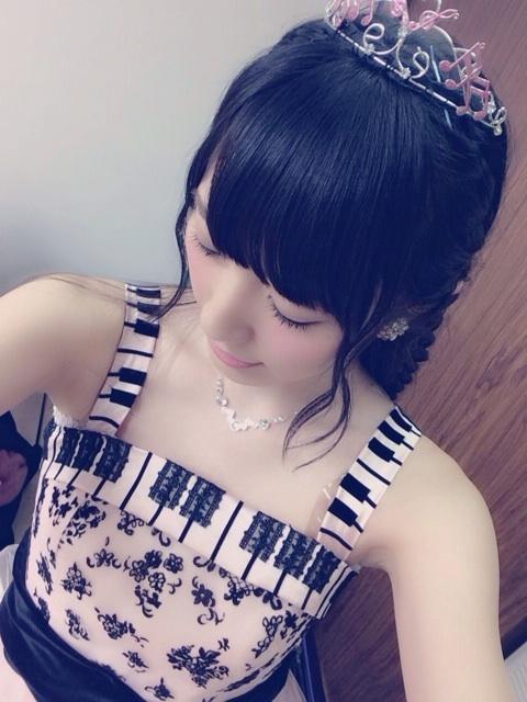 【AKB48】松井咲子さんの尻3分間揉み放題or9万円