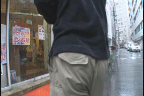 娘の入学祝いで外食をするドMママ_003