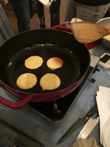 どら焼きの皮作り
