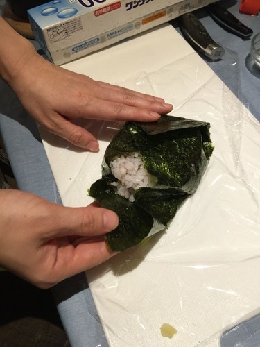 おにぎらず