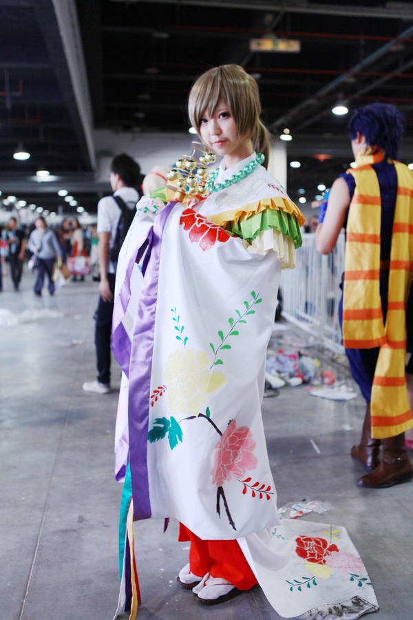 6f427682gw1e5kpzoe7lcj21kw2dce81