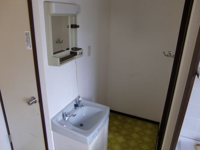 サンハイム102 002