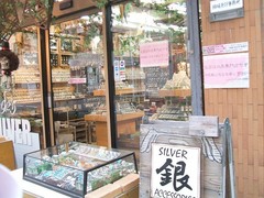 シルバーアクセショップ・バディ(ティーラ)・店舗外観