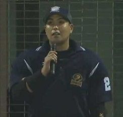 白井一行 球審