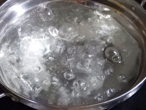 沸騰したお湯