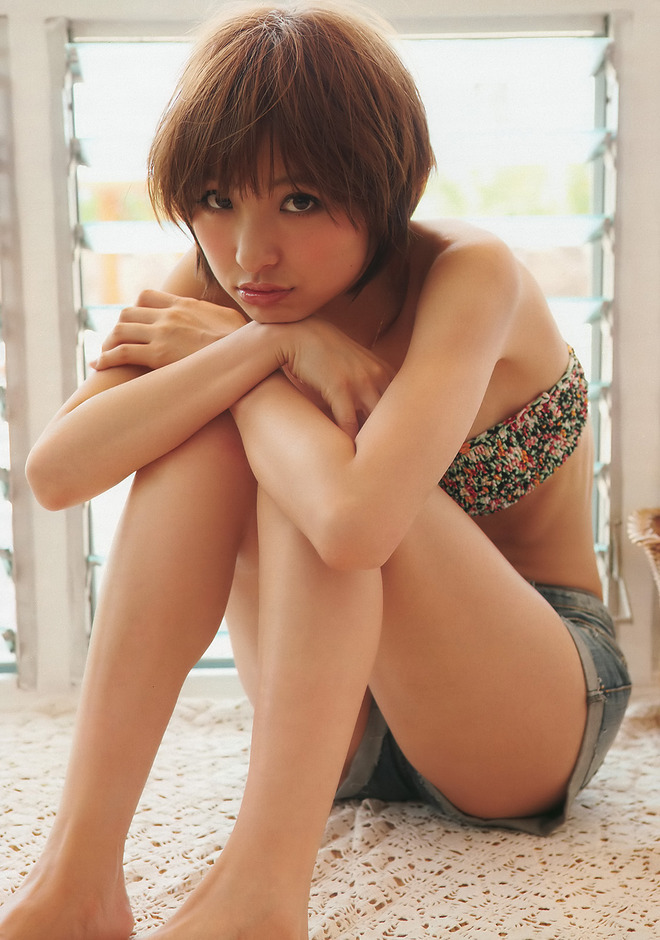 体育座りの時に足首でパンツが隠されてる画像->画像>157枚 