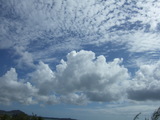 秋の空と夏の空