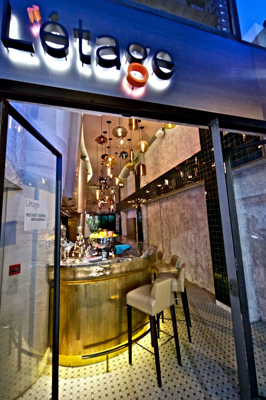 L'Etage Entrance