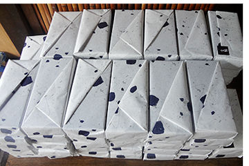 包装紙の包み方 ある時は百姓ばあさんある時はデザイナー