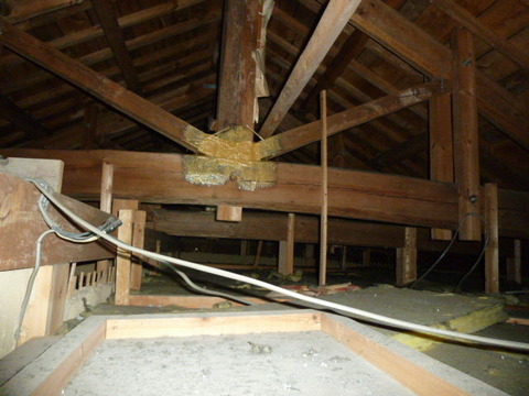 アラミド繊維の小屋束補強
