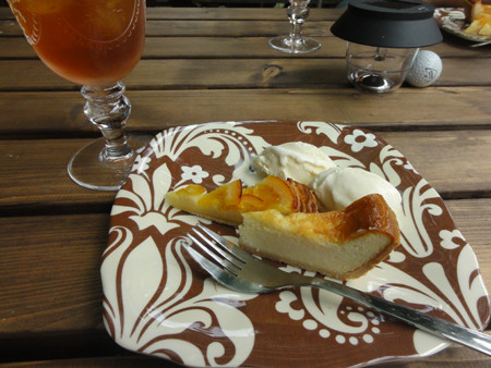 チーズケーキとオランジェ