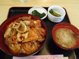 ハーブ豚のカツ丼