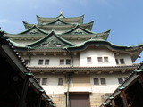 天守閣へ