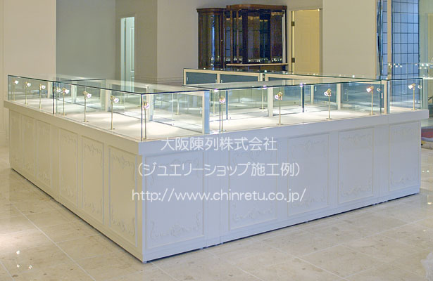 ガラス　ショーケース　ジュエリーケース　店舗什器　受付カウンター　アパレル ガラス ショーケース ジュエリーケース 店舗什器 受付カウンター