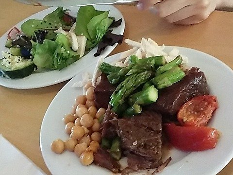 lounge dinner