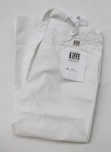 KIFFE Wide Baker Pants WHITE