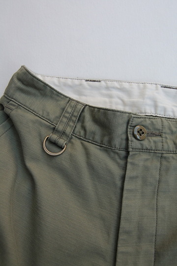 Le Ciel de Harriss Back Satin Loose Fit Pants OLIVE (2)