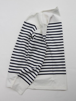 Chums LS Boat Neck Border Basqe WHITE (2)