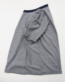 NOUN Horizontal Tee Micro Border (2)