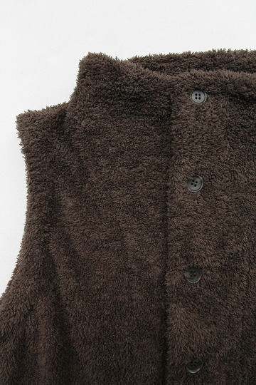 Le ciel de Harriss Boa Fleece Button Vest OLIVE (2)