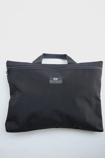 BAG n NOUN Breaf Case B