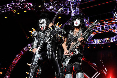 kiss