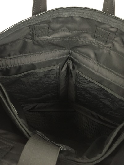 Wrinkles Helmet Bag6