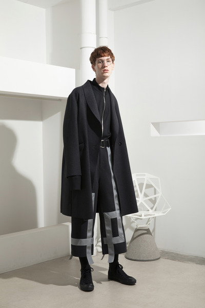 e16awlook03