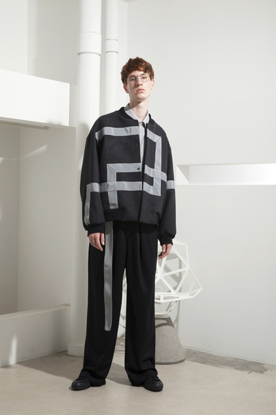 e16awlook01