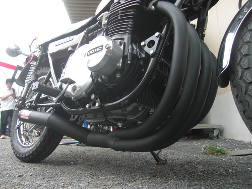 ヨシムラ Z1 40周年記念モデル レーシング手曲げストレートサイクロン
