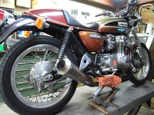CB550