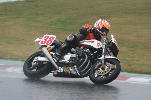 gs100
