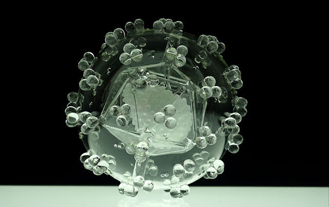 HIV-03