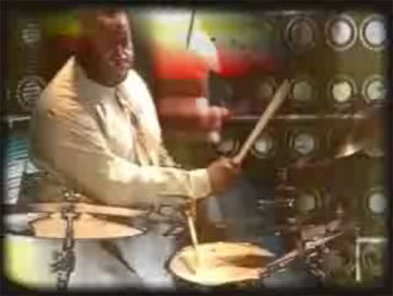 Bernard PurdieのVideo Mashup