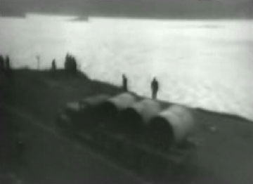 9トンのナトリウムの大爆発 - Disposal of Sodium, 1947