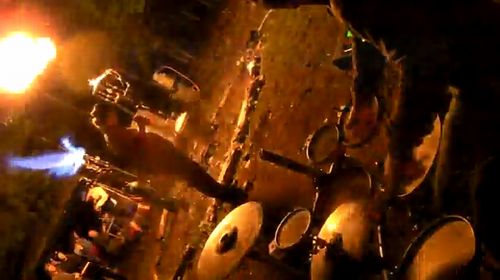 大迫力っっ 紅蓮の炎を吐く火炎放射な「楽器」？！- MIDI Controlled Fire Cannon