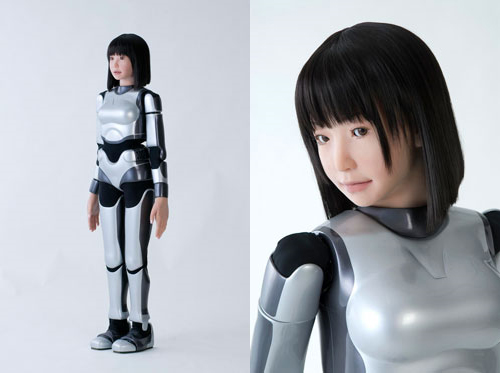 ついに出た!?人間そっくりロボット「HRP-4C」
