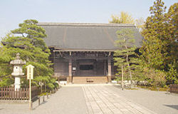 広隆寺
