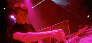 Joris Voorn - DJ-set op Awakenings 7-4-2006