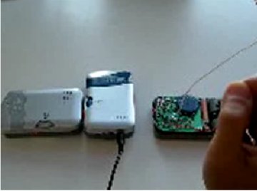 ダイソーのラジオでテルミンを作る