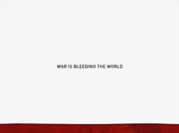 戦争によって世界は血を流している - War is bleeding the world
