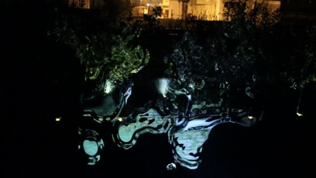 「現実」が溶ける衝撃　エフェクトって画面の中だけだったのに・・・　Apparati Effemeri